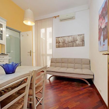 1 Bd With Balcony San Giovanni By Halldis Rom Exterior foto