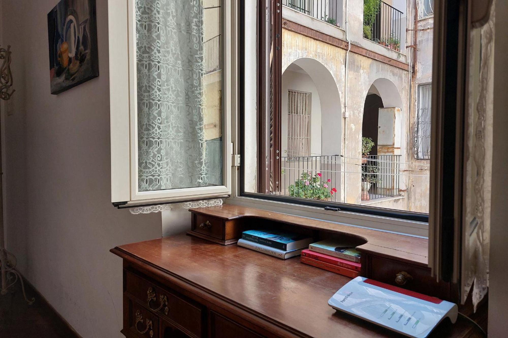 1 Bd With Balcony San Giovanni By Halldis Rom Exterior foto