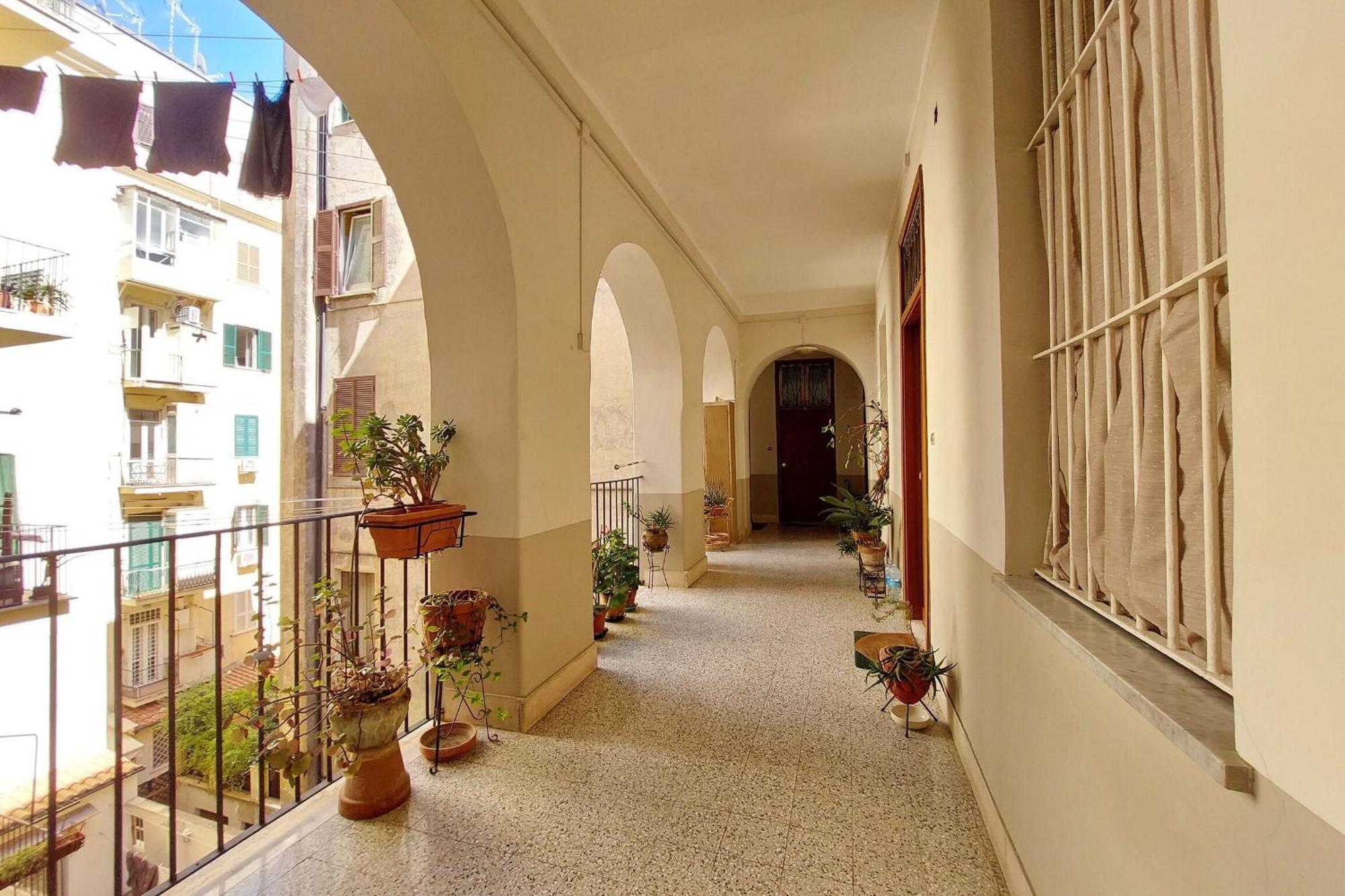 1 Bd With Balcony San Giovanni By Halldis Rom Exterior foto