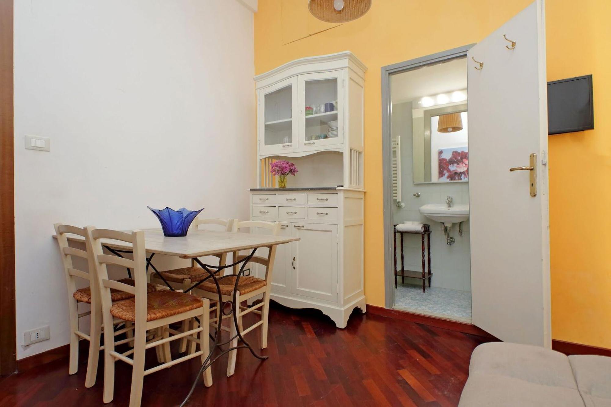 1 Bd With Balcony San Giovanni By Halldis Rom Exterior foto